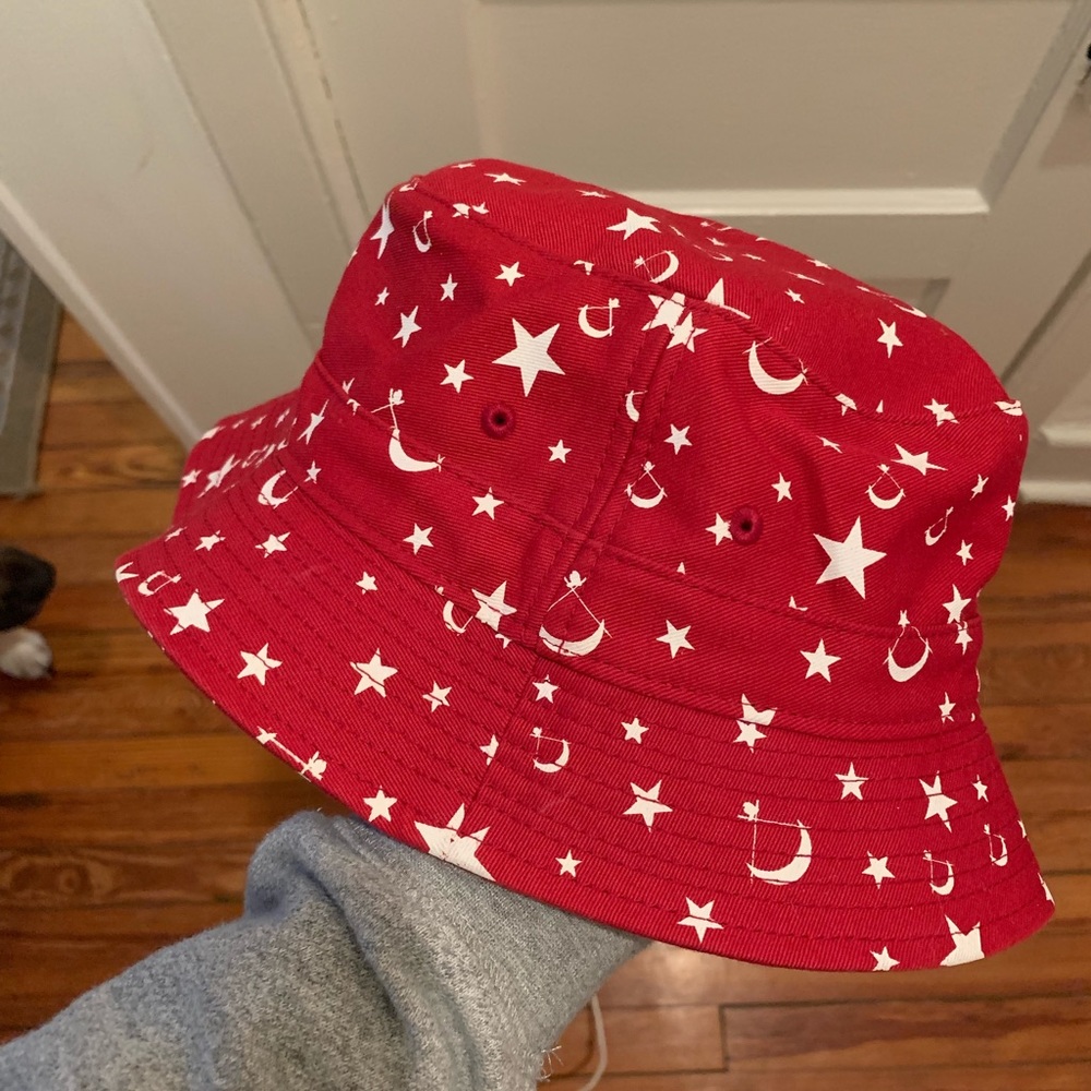 Black Scale Bucket Hat